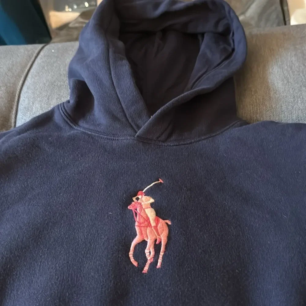 Ralph Lauren Girls Pink Pony Hoodie in Navy Blue. Size Large (14-16).